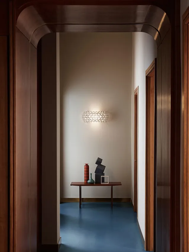 Caboched Media – Wall Lamp