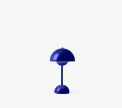 Flowerpot oppladbar bordlampe VP9, Cobalt Blue