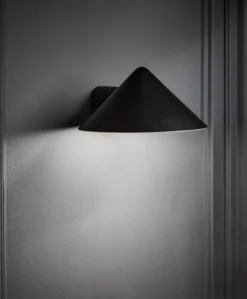 Grasp oppladbar vegglampe