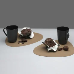 Table mat curve L Brown