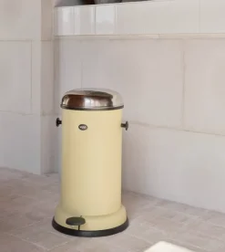 Vipp 15 -Marie’s Yellow