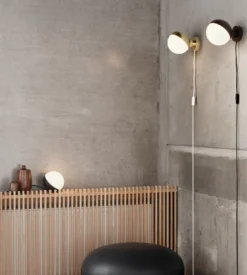 VL Studio 150 vegglampe, Messing -KAMPANJE